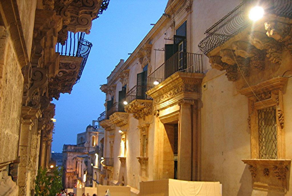 Ferienwohnung Toro House Noto Exterior foto
